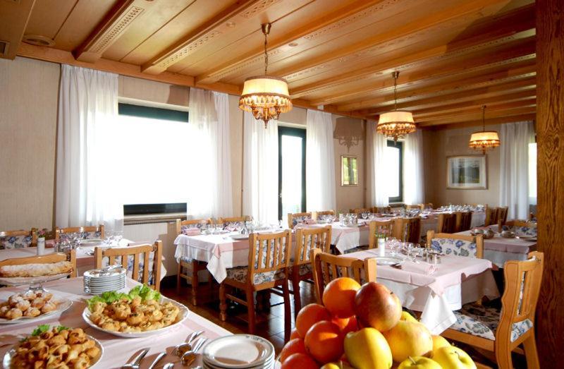 Hotel Garden Кавалезе Екстериор снимка